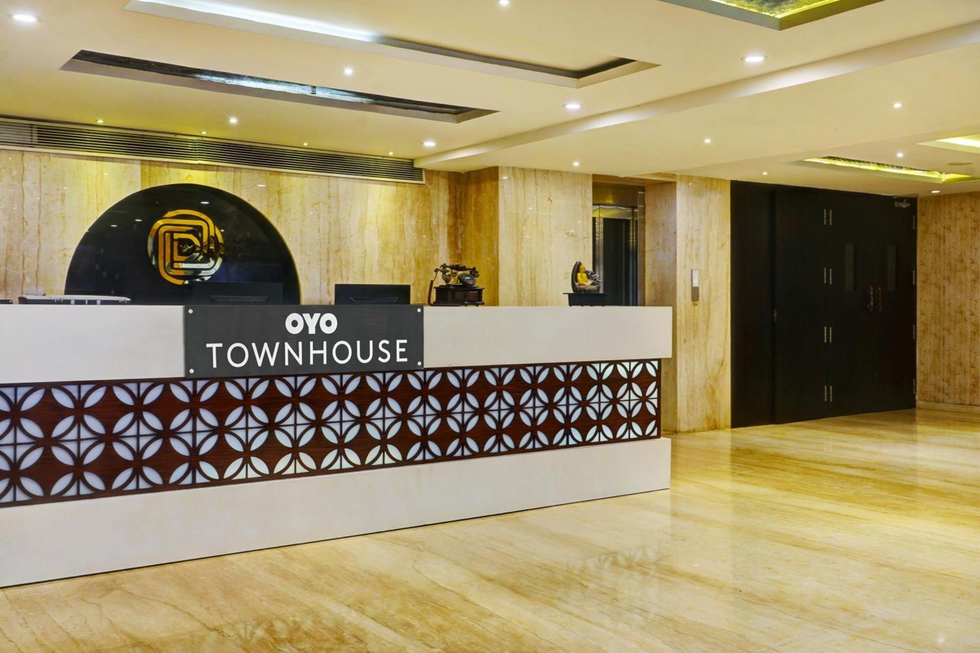 Super Townhouse Dev'S Inn By Cj Gunadala Dış mekan fotoğraf