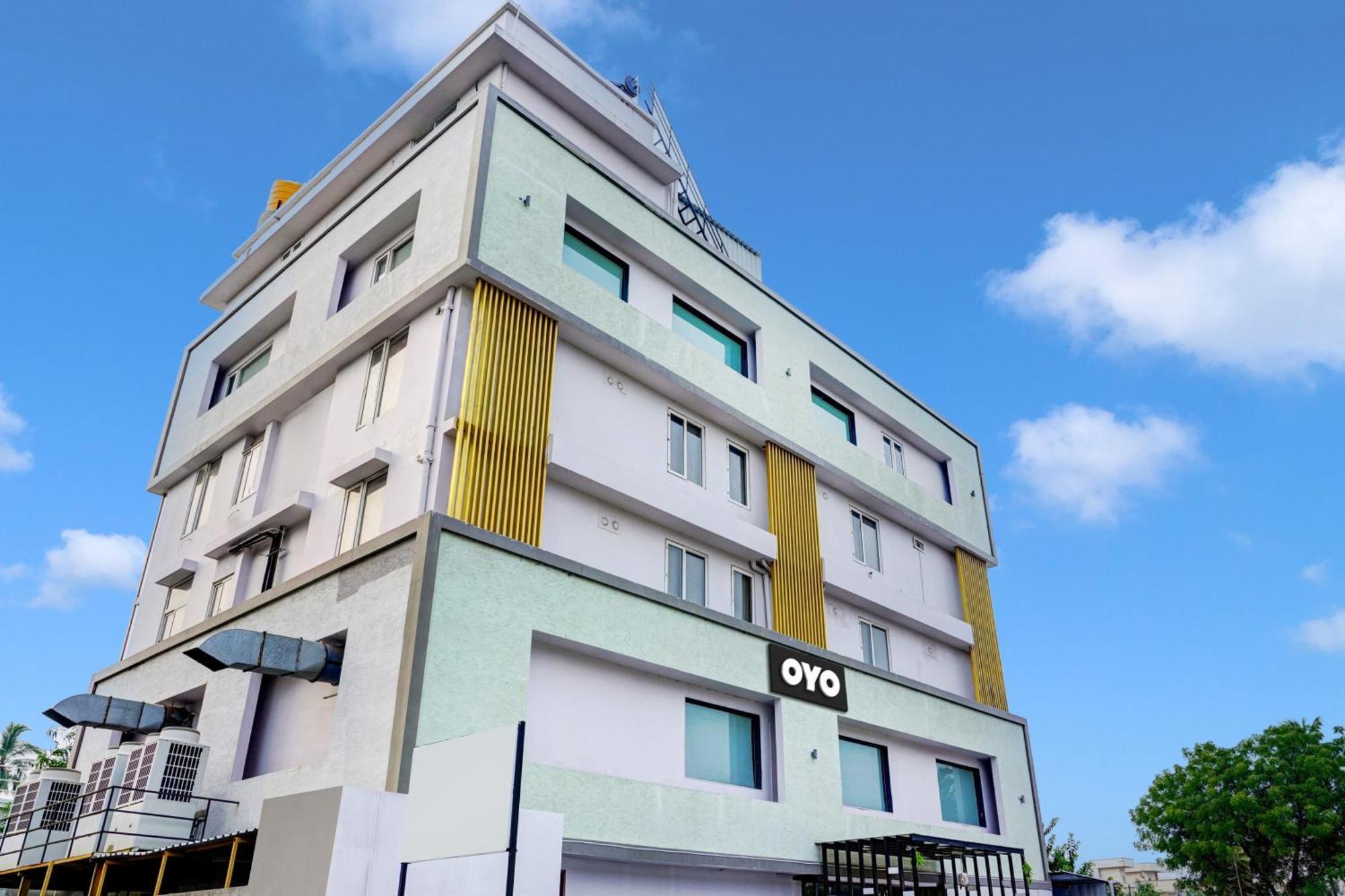 Super Townhouse Dev'S Inn By Cj Gunadala Dış mekan fotoğraf